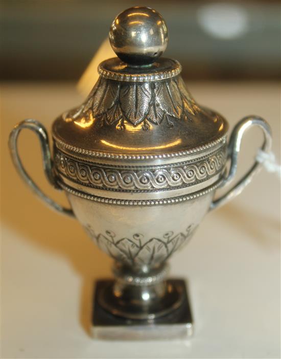 Silver urn